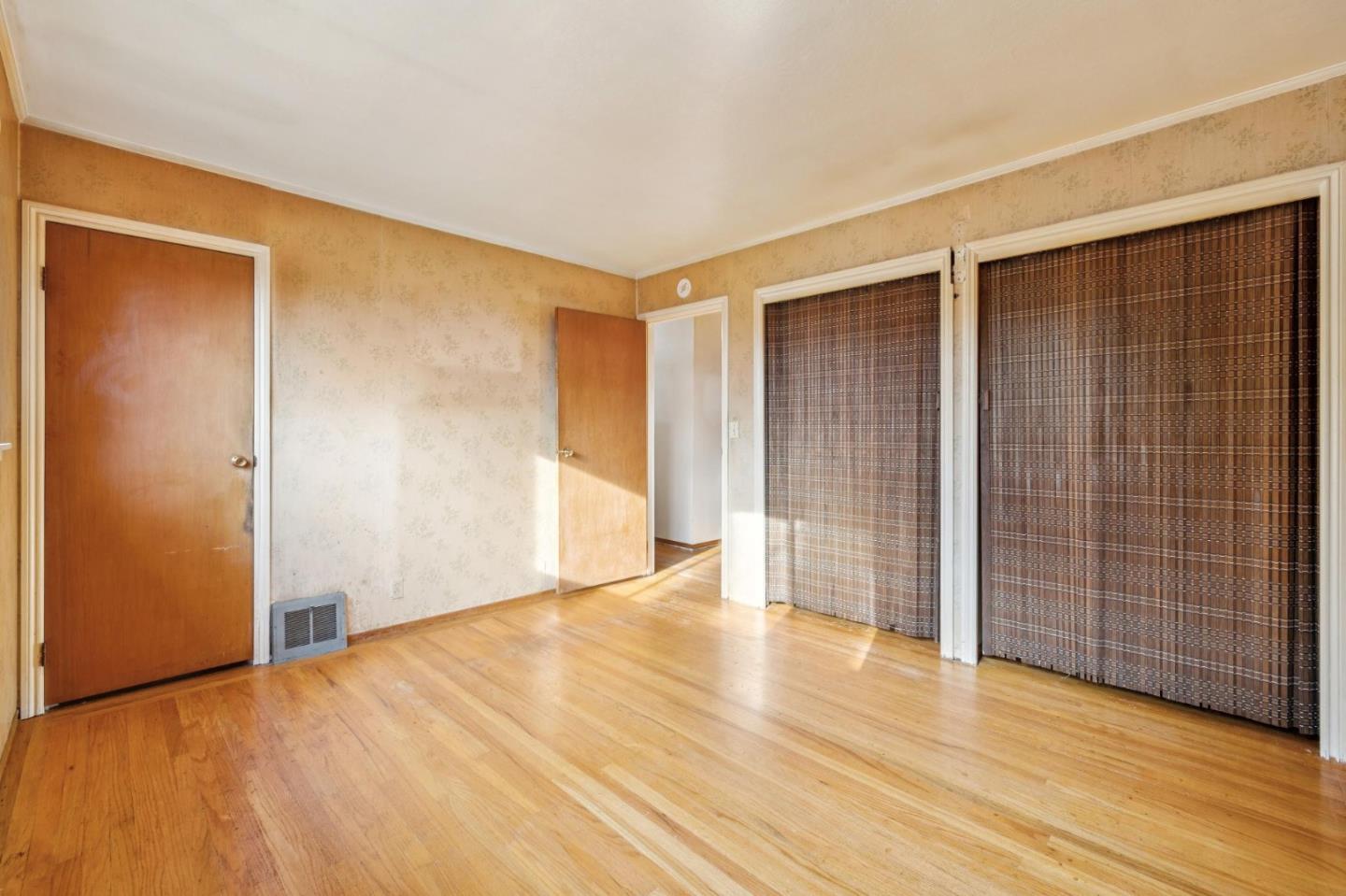 Detail Gallery Image 16 of 32 For 2651 Evergreen Dr, San Bruno,  CA 94066 - 3 Beds | 2 Baths