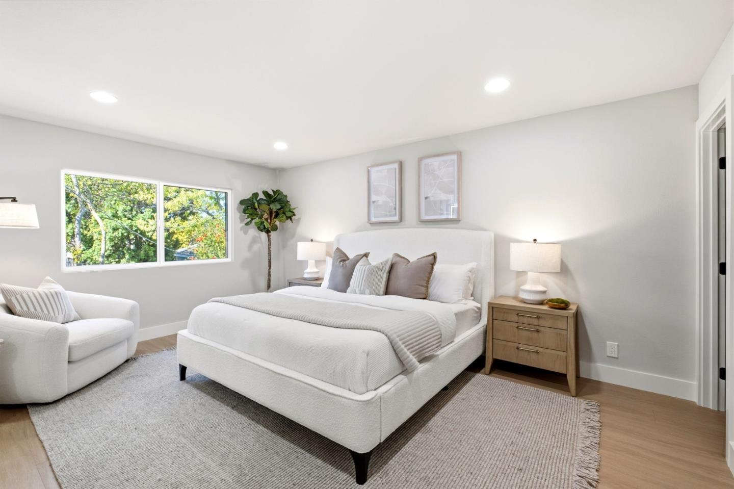 Detail Gallery Image 17 of 27 For 2474 Washington Ave, Redwood City,  CA 94061 - 4 Beds | 3/1 Baths