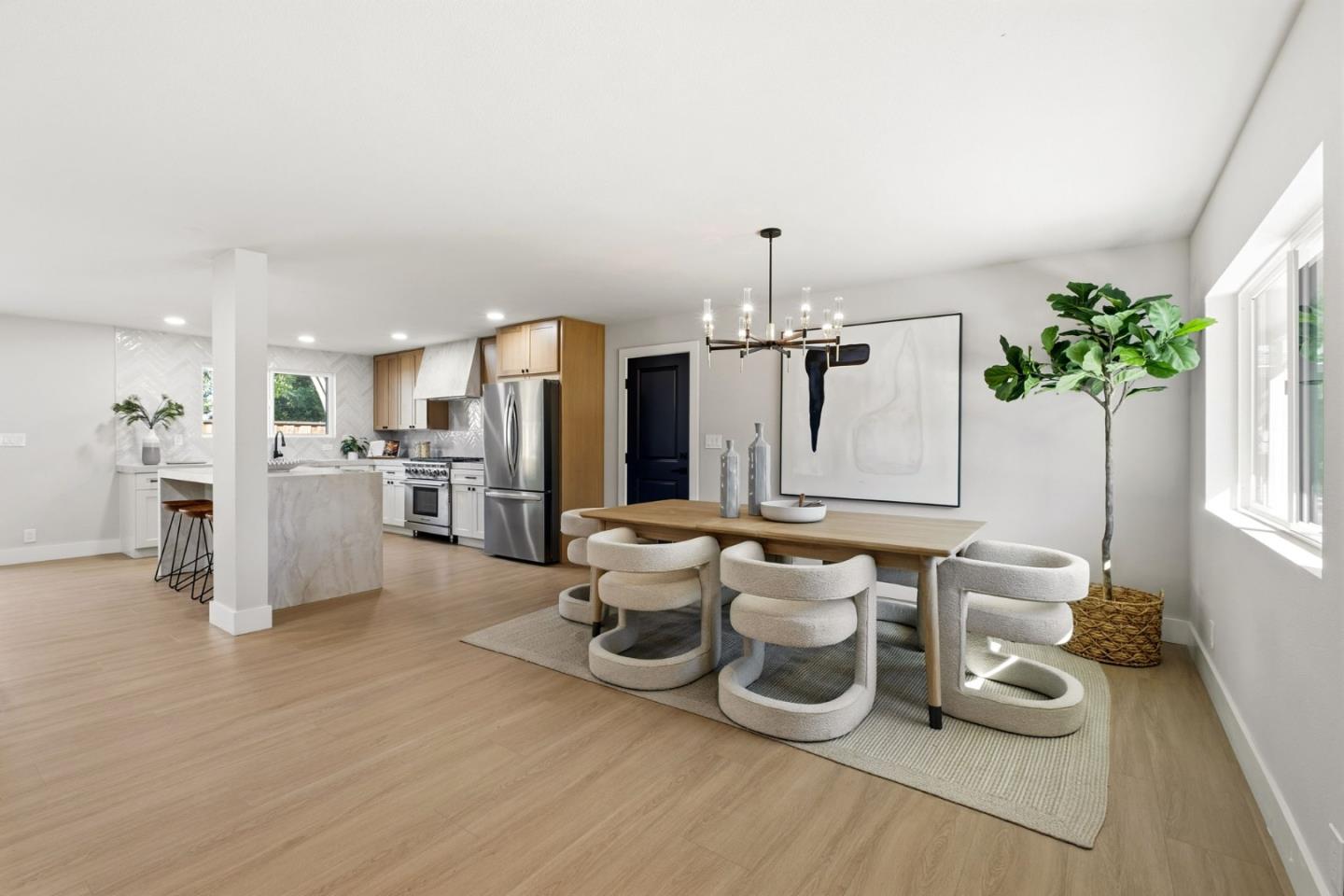 Detail Gallery Image 3 of 27 For 2474 Washington Ave, Redwood City,  CA 94061 - 4 Beds | 3/1 Baths