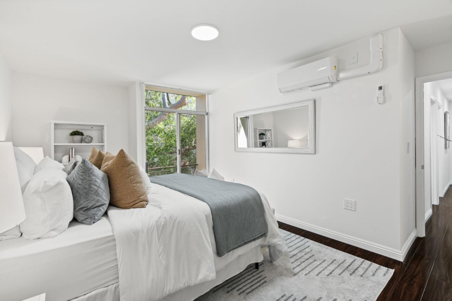 Detail Gallery Image 16 of 42 For 455 Grant Ave #8,  Palo Alto,  CA 94306 - 3 Beds | 2 Baths