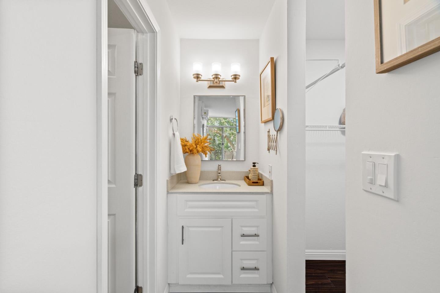 Detail Gallery Image 17 of 42 For 455 Grant Ave #8,  Palo Alto,  CA 94306 - 3 Beds | 2 Baths