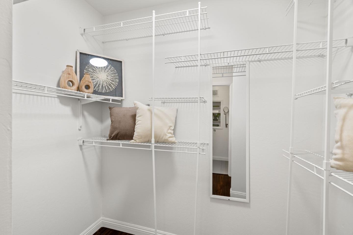 Detail Gallery Image 19 of 42 For 455 Grant Ave #8,  Palo Alto,  CA 94306 - 3 Beds | 2 Baths