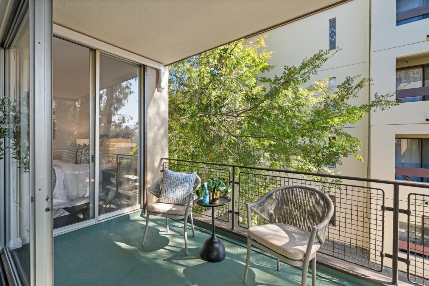 Detail Gallery Image 23 of 42 For 455 Grant Ave #8,  Palo Alto,  CA 94306 - 3 Beds | 2 Baths