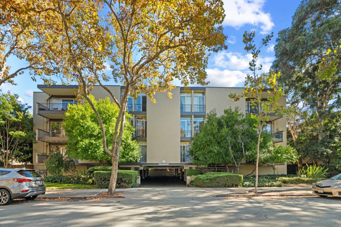 Detail Gallery Image 30 of 42 For 455 Grant Ave #8,  Palo Alto,  CA 94306 - 3 Beds | 2 Baths