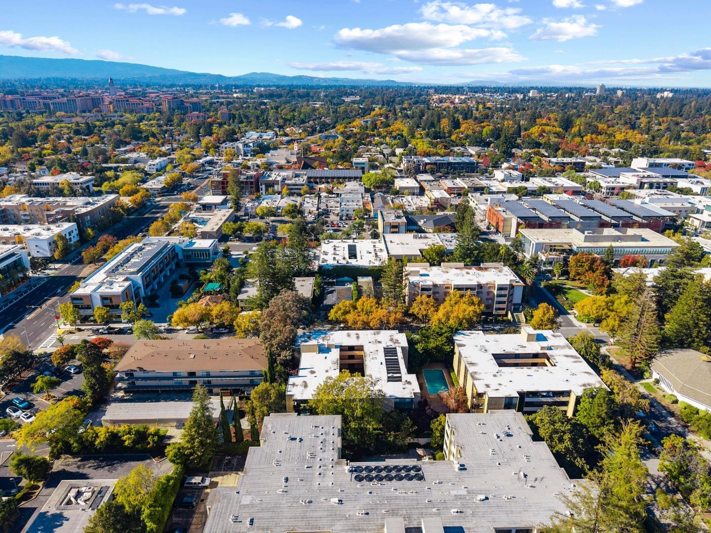 Detail Gallery Image 42 of 42 For 455 Grant Ave #8,  Palo Alto,  CA 94306 - 3 Beds | 2 Baths