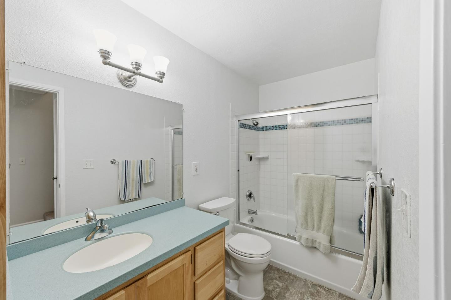Detail Gallery Image 8 of 20 For 1919 Alameda De Las Pulgas #134,  San Mateo,  CA 94403 - 2 Beds | 2 Baths
