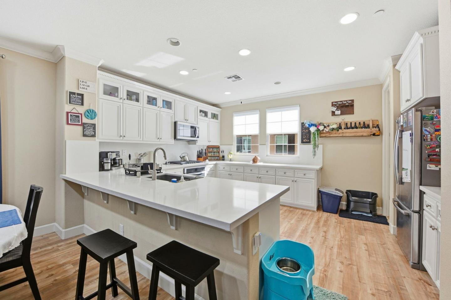 Detail Gallery Image 12 of 43 For 56 Regency Pl, Hayward,  CA 94544 - 4 Beds | 2/1 Baths