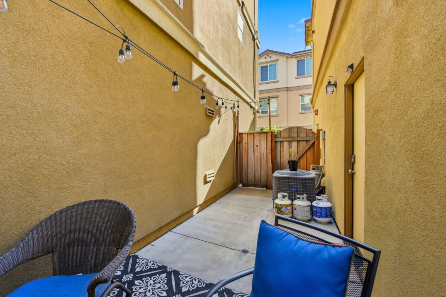 Detail Gallery Image 36 of 43 For 56 Regency Pl, Hayward,  CA 94544 - 4 Beds | 2/1 Baths