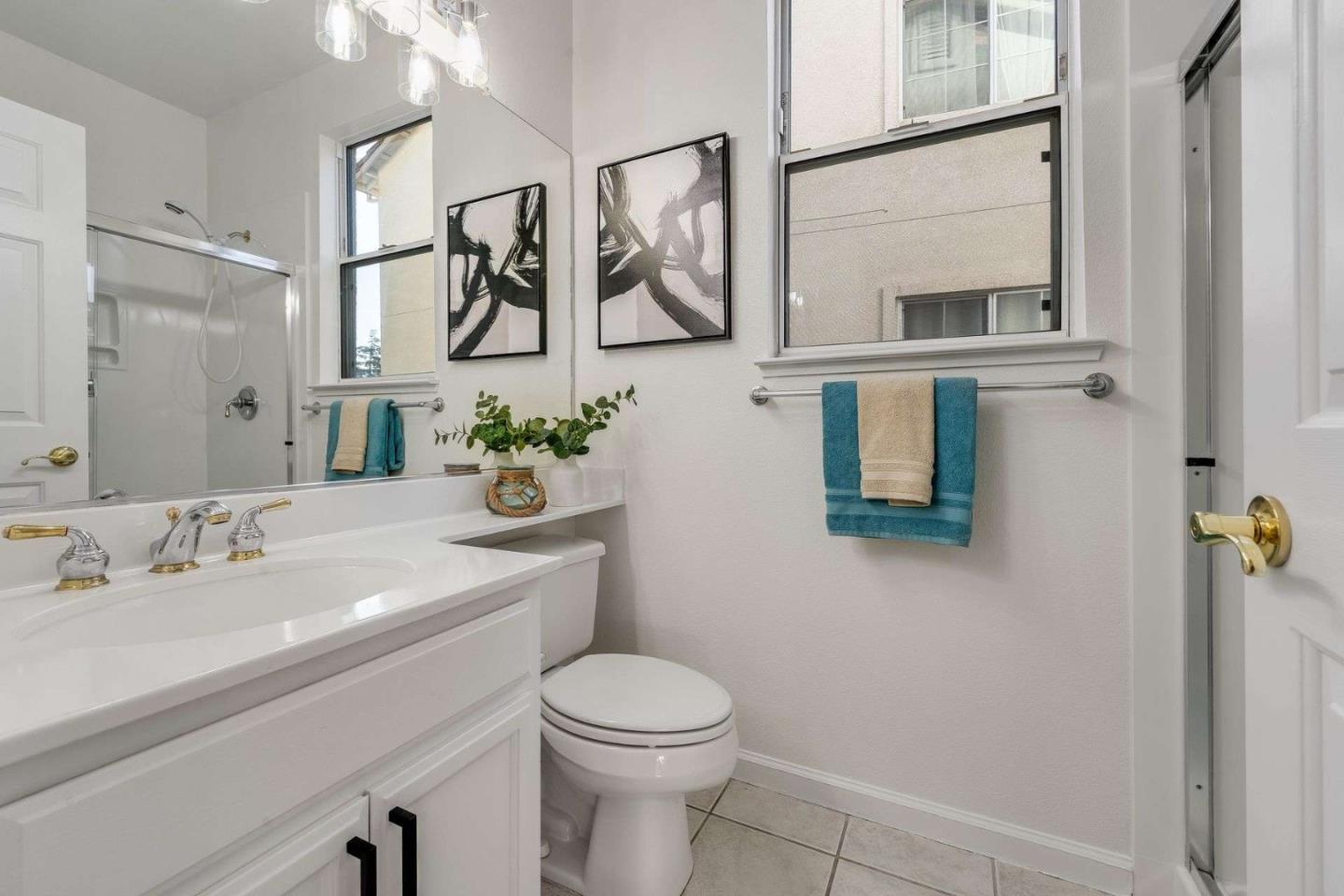 Detail Gallery Image 21 of 40 For 1296 Mayberry Ln, San Jose,  CA 95131 - 5 Beds | 3 Baths