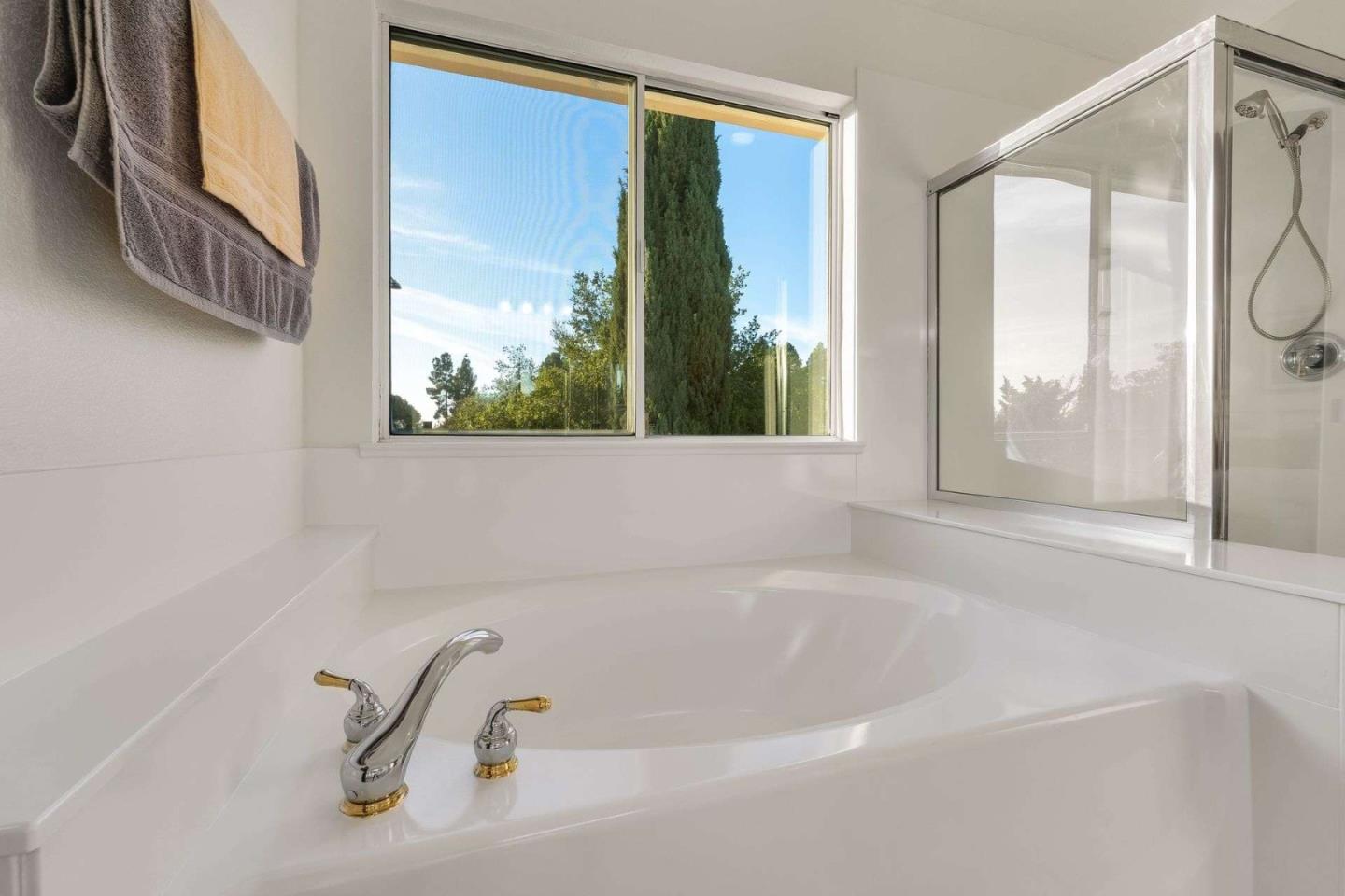 Detail Gallery Image 31 of 40 For 1296 Mayberry Ln, San Jose,  CA 95131 - 5 Beds | 3 Baths