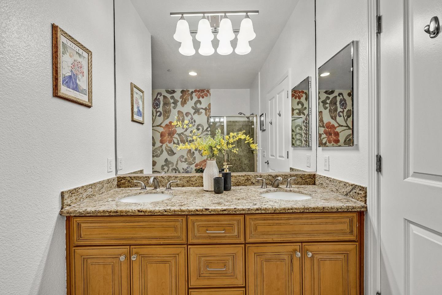 Detail Gallery Image 15 of 37 For 1445 Fruitdale Ave #126,  San Jose,  CA 95128 - 2 Beds | 2 Baths