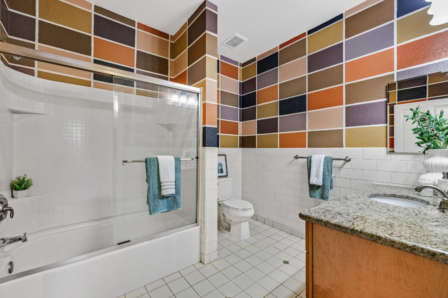 Detail Gallery Image 20 of 37 For 1445 Fruitdale Ave #126,  San Jose,  CA 95128 - 2 Beds | 2 Baths