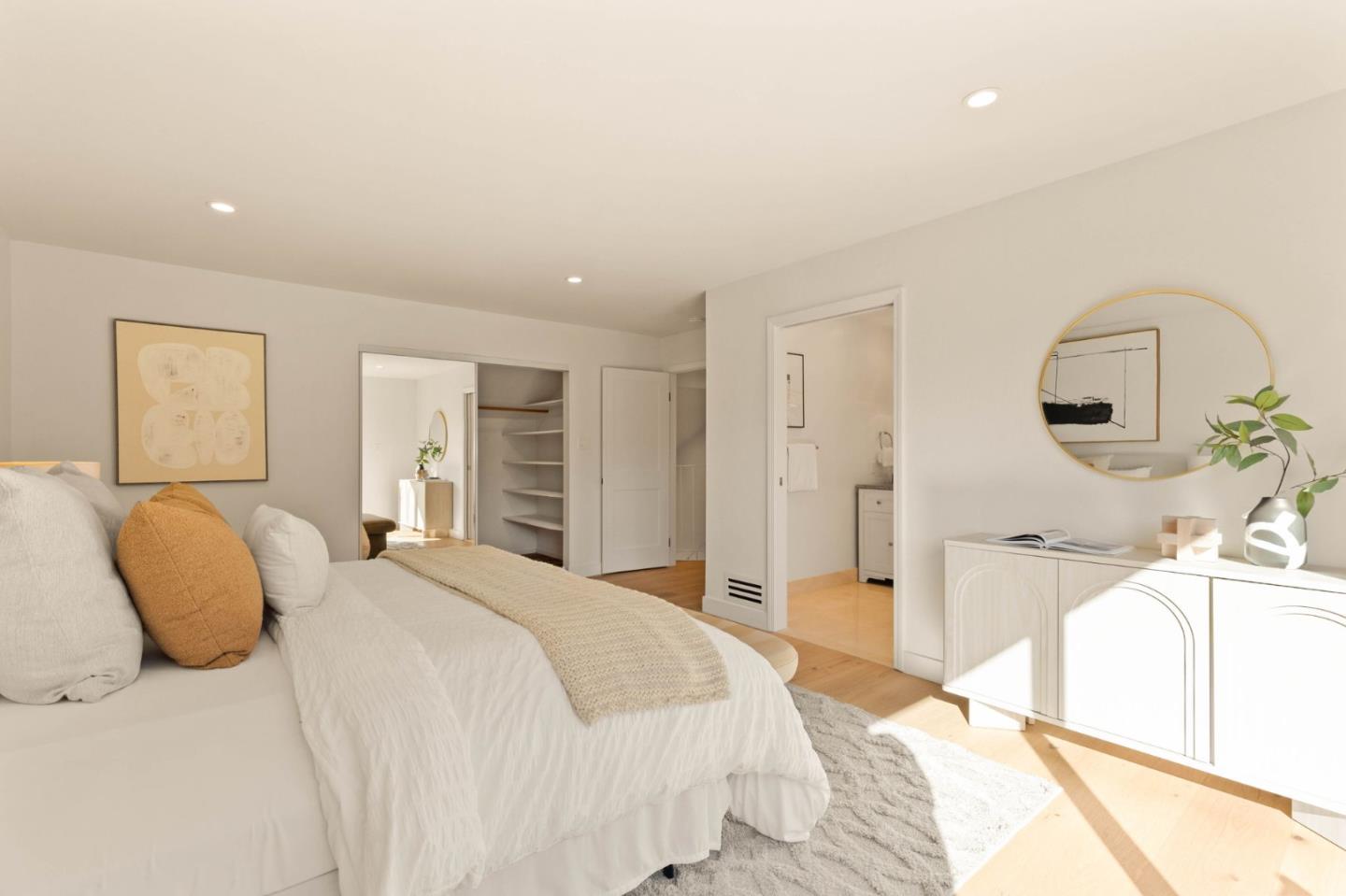 Detail Gallery Image 22 of 46 For 3470 La Mesa Dr, San Carlos,  CA 94070 - 6 Beds | 3 Baths