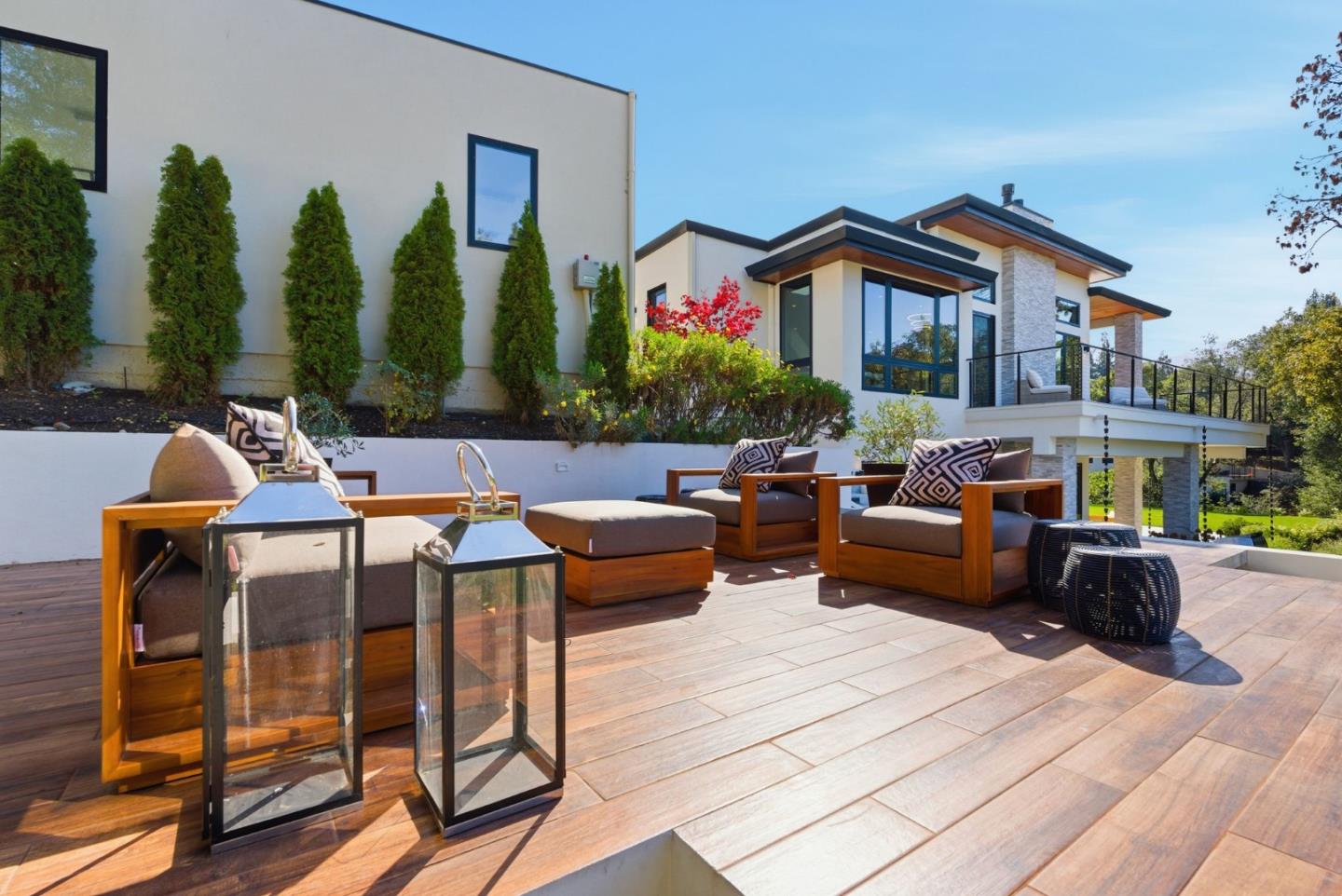 Detail Gallery Image 20 of 62 For 1669 Whitham Ave, Los Altos,  CA 94024 - 5 Beds | 5/1 Baths