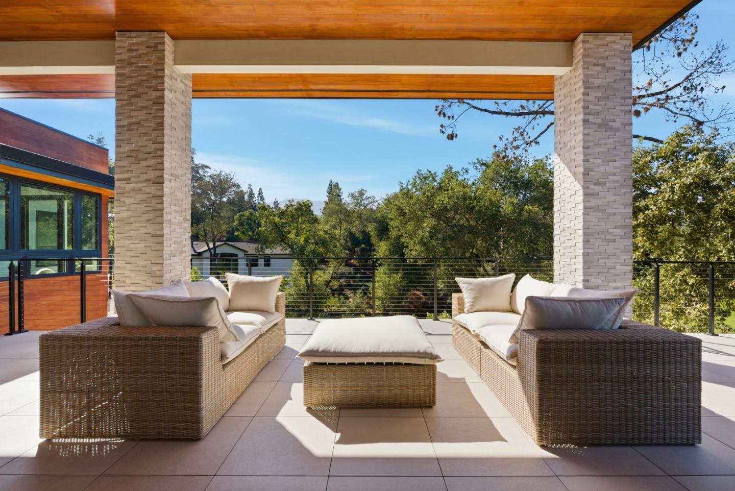 Detail Gallery Image 26 of 62 For 1669 Whitham Ave, Los Altos,  CA 94024 - 5 Beds | 5/1 Baths