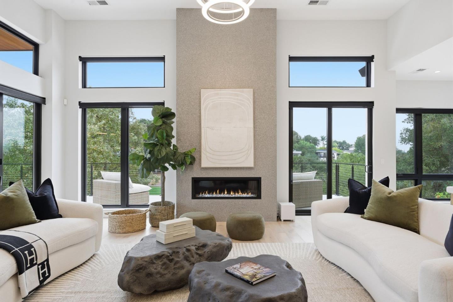 Detail Gallery Image 29 of 62 For 1669 Whitham Ave, Los Altos,  CA 94024 - 5 Beds | 5/1 Baths