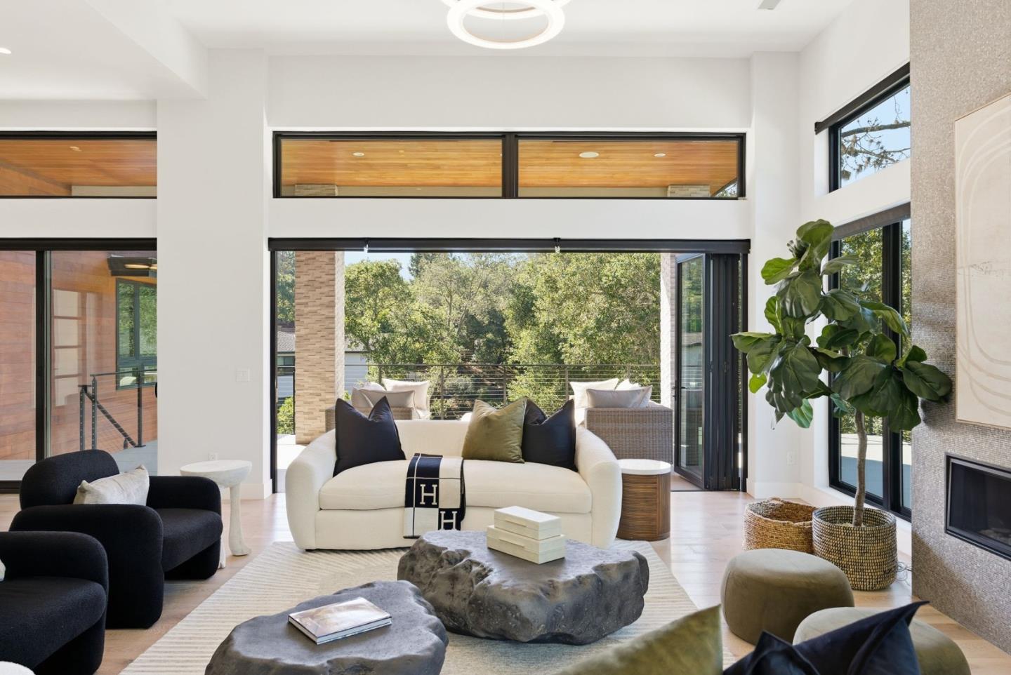 Detail Gallery Image 30 of 62 For 1669 Whitham Ave, Los Altos,  CA 94024 - 5 Beds | 5/1 Baths