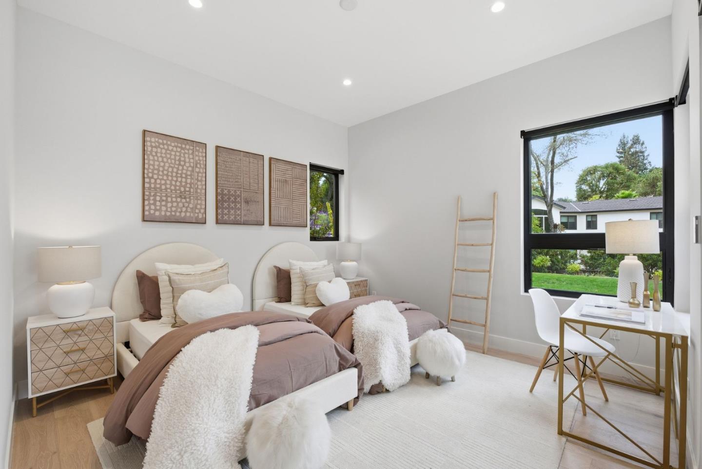 Detail Gallery Image 49 of 62 For 1669 Whitham Ave, Los Altos,  CA 94024 - 5 Beds | 5/1 Baths