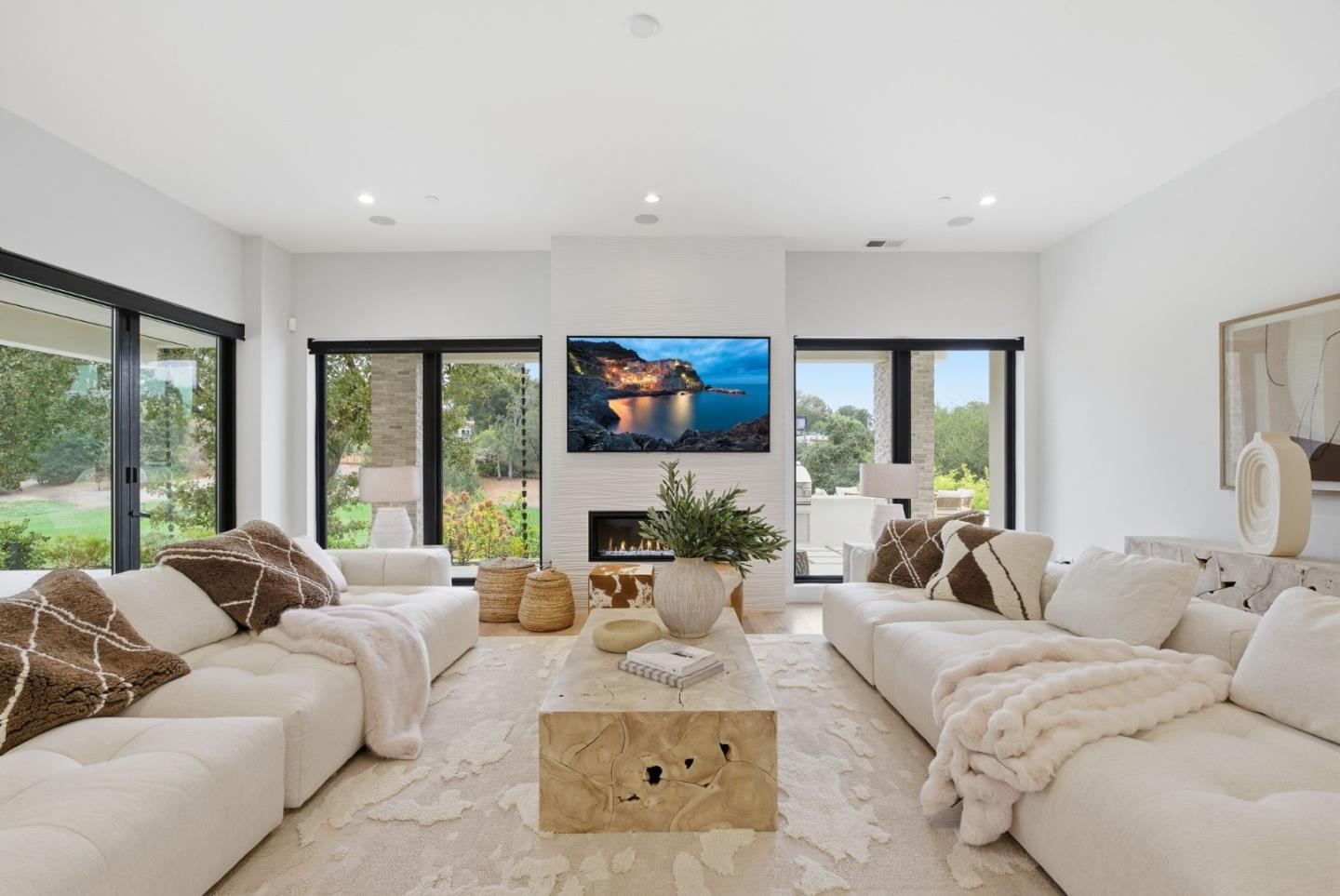 Detail Gallery Image 53 of 62 For 1669 Whitham Ave, Los Altos,  CA 94024 - 5 Beds | 5/1 Baths