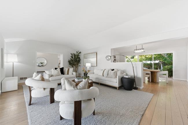 Detail Gallery Image 11 of 48 For 22 Pinecrest Ter, San Mateo,  CA 94402 - 4 Beds | 3 Baths