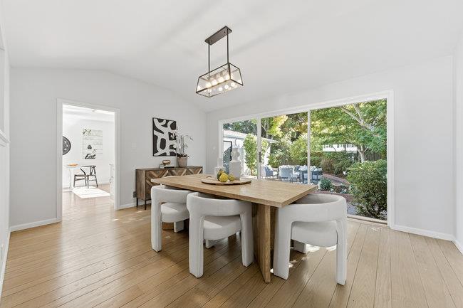 Detail Gallery Image 12 of 48 For 22 Pinecrest Ter, San Mateo,  CA 94402 - 4 Beds | 3 Baths