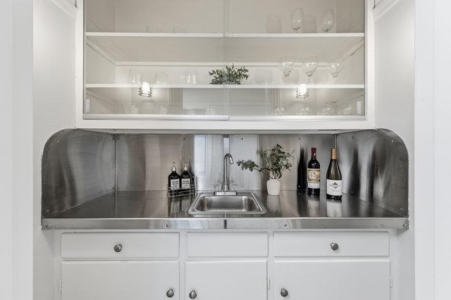 Detail Gallery Image 20 of 48 For 22 Pinecrest Ter, San Mateo,  CA 94402 - 4 Beds | 3 Baths