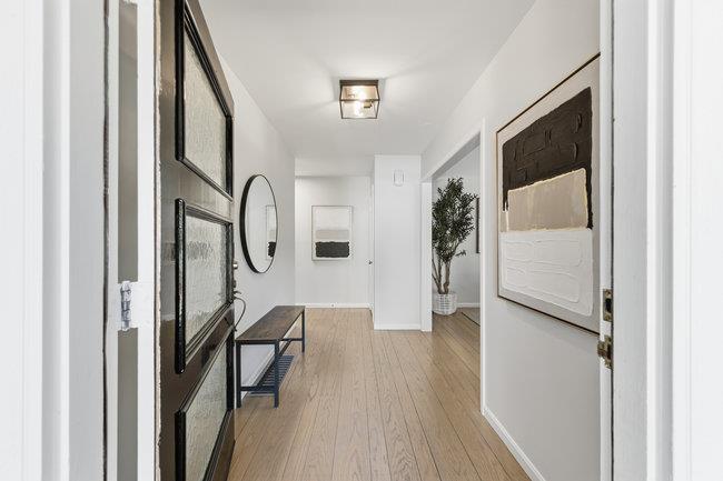 Detail Gallery Image 6 of 48 For 22 Pinecrest Ter, San Mateo,  CA 94402 - 4 Beds | 3 Baths