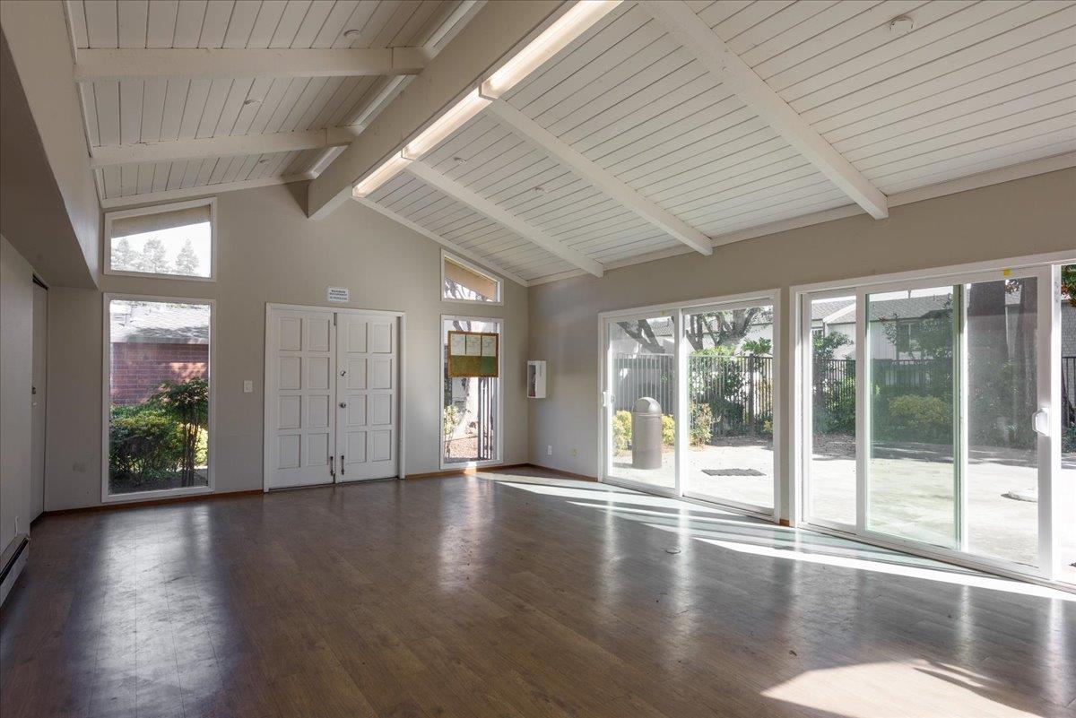 Detail Gallery Image 23 of 26 For 1296 Riesling Ter, Sunnyvale,  CA 94087 - 2 Beds | 1/1 Baths