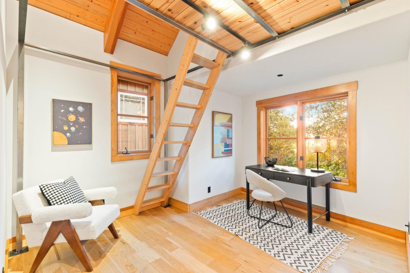 Detail Gallery Image 25 of 32 For 10 Winding Way, San Carlos,  CA 94070 - 4 Beds | 3 Baths