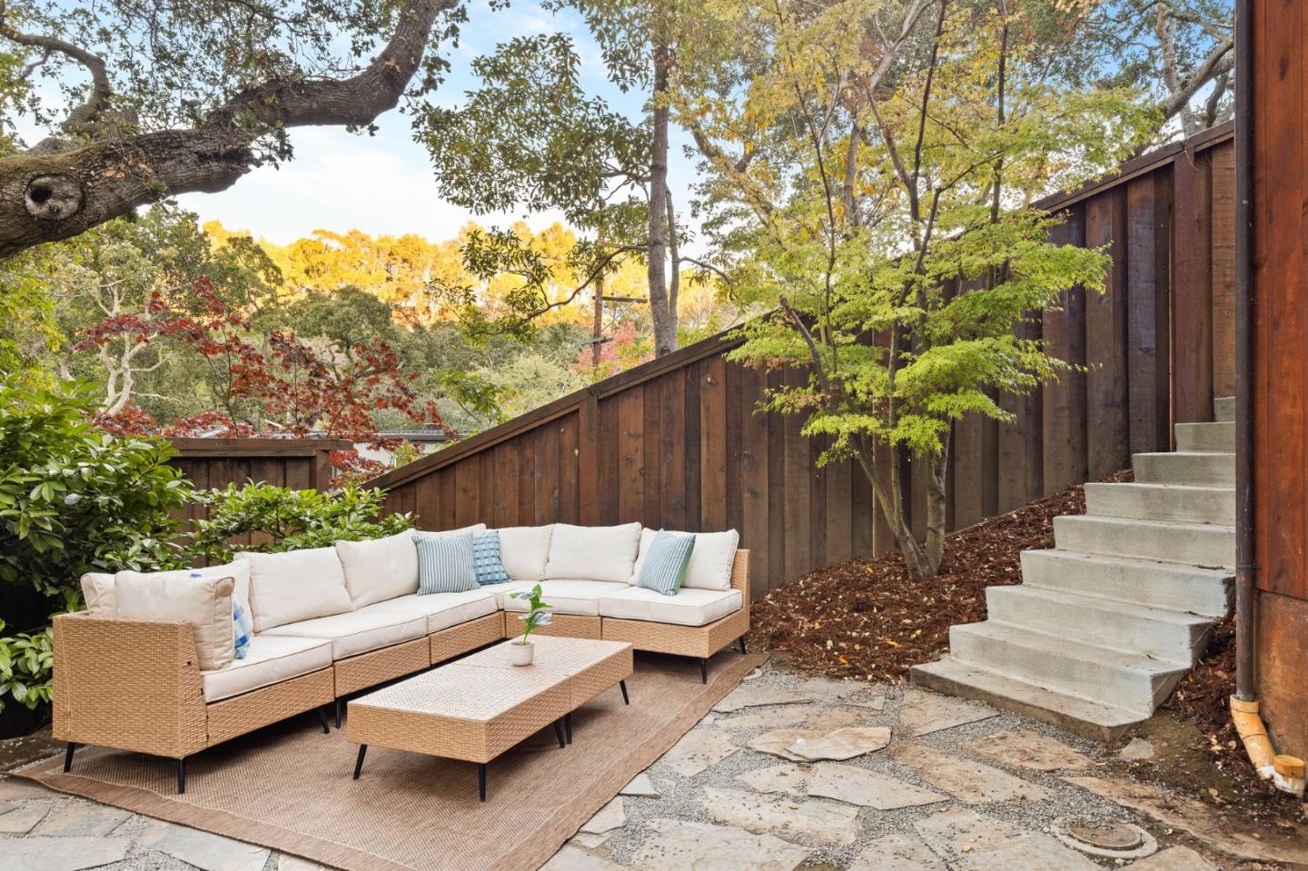 Detail Gallery Image 31 of 32 For 10 Winding Way, San Carlos,  CA 94070 - 4 Beds | 3 Baths