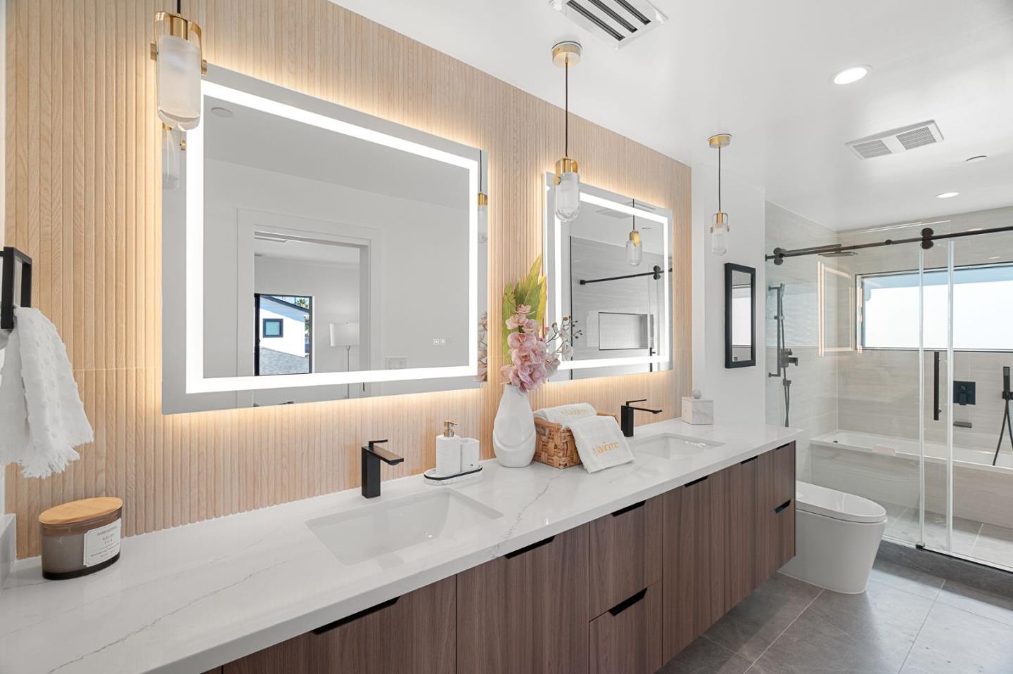 Detail Gallery Image 24 of 39 For 380 Lastreto Ave, Sunnyvale,  CA 94085 - 3 Beds | 2/1 Baths