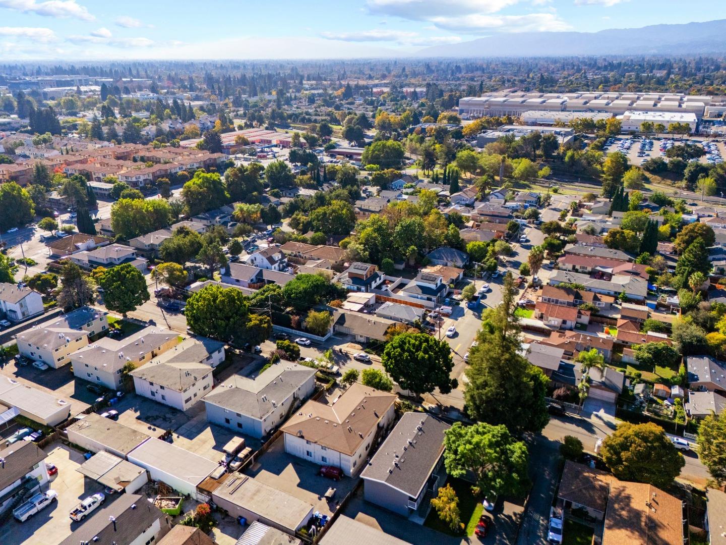 Detail Gallery Image 33 of 39 For 380 Lastreto Ave, Sunnyvale,  CA 94085 - 3 Beds | 2/1 Baths