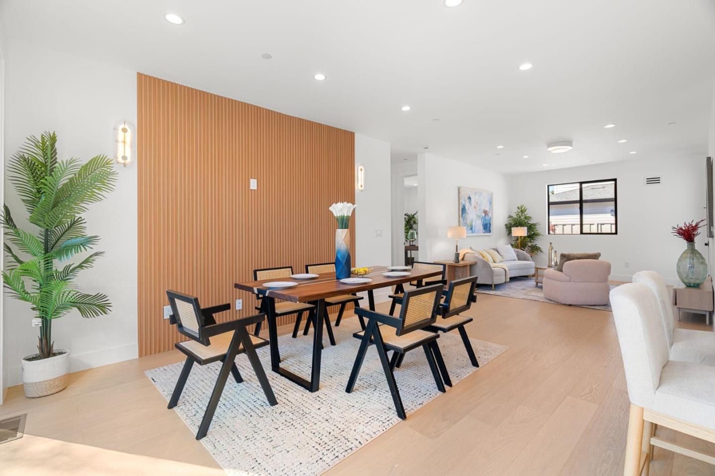 Detail Gallery Image 9 of 39 For 380 Lastreto Ave, Sunnyvale,  CA 94085 - 3 Beds | 2/1 Baths