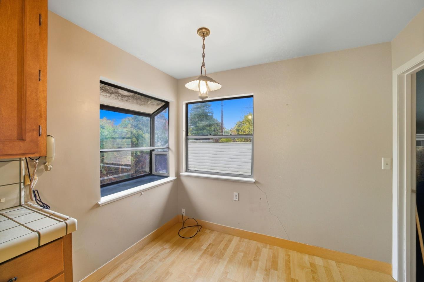 Detail Gallery Image 11 of 32 For 339 El Verano Ave, Palo Alto,  CA 94306 - 3 Beds | 2 Baths