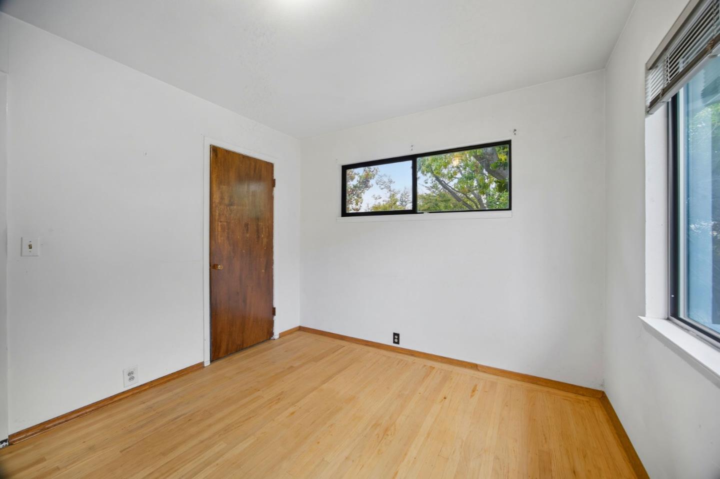 Detail Gallery Image 17 of 32 For 339 El Verano Ave, Palo Alto,  CA 94306 - 3 Beds | 2 Baths