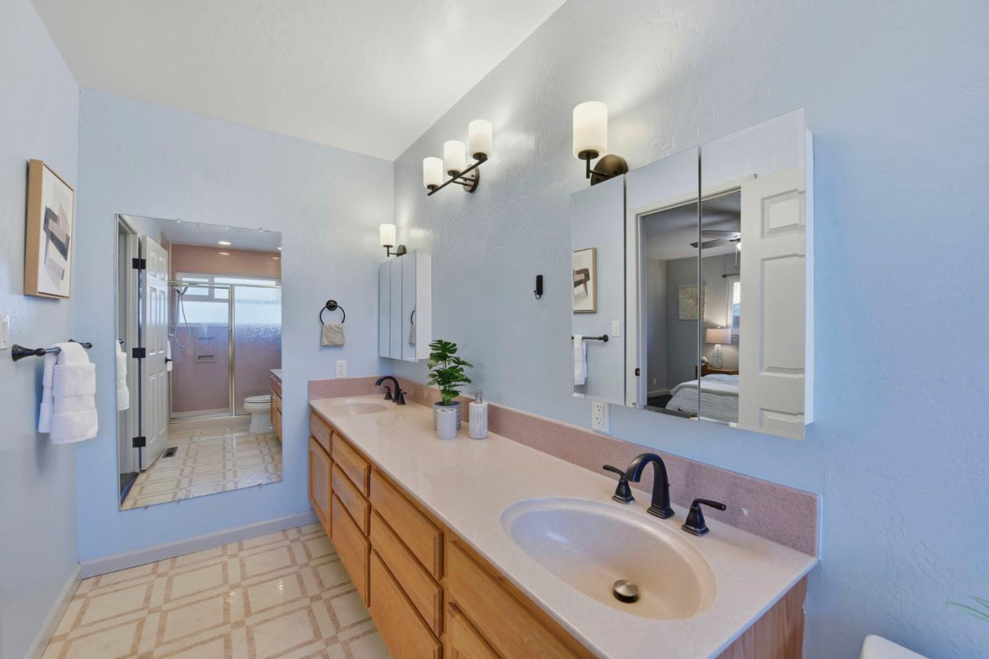 Detail Gallery Image 31 of 53 For 2232 Beckham Way, Hayward,  CA 94541 - 3 Beds | 2 Baths