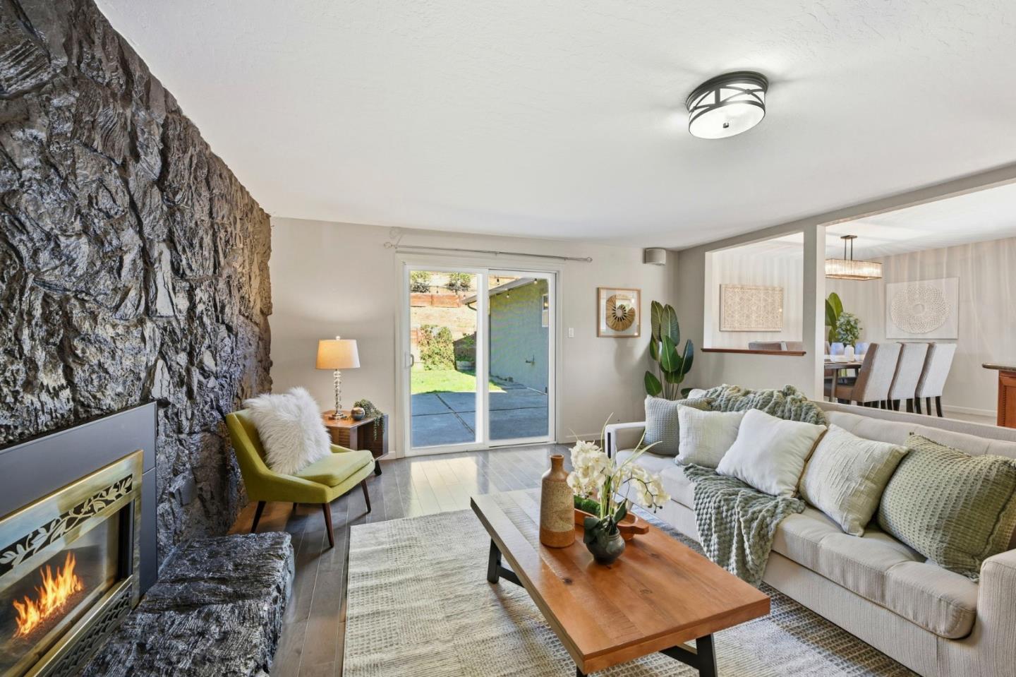 Detail Gallery Image 7 of 53 For 2232 Beckham Way, Hayward,  CA 94541 - 3 Beds | 2 Baths