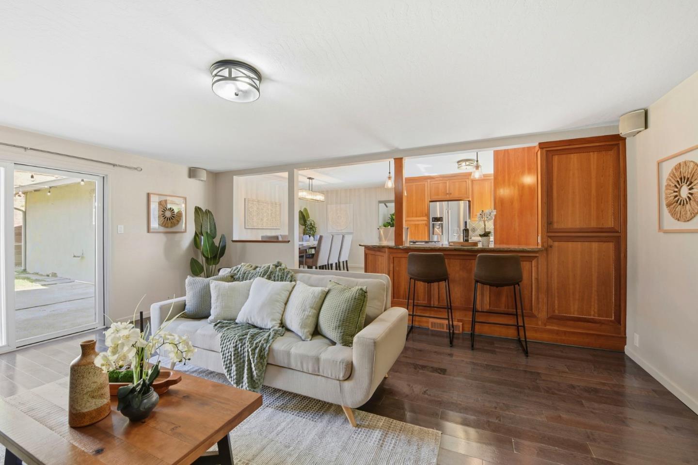 Detail Gallery Image 8 of 53 For 2232 Beckham Way, Hayward,  CA 94541 - 3 Beds | 2 Baths