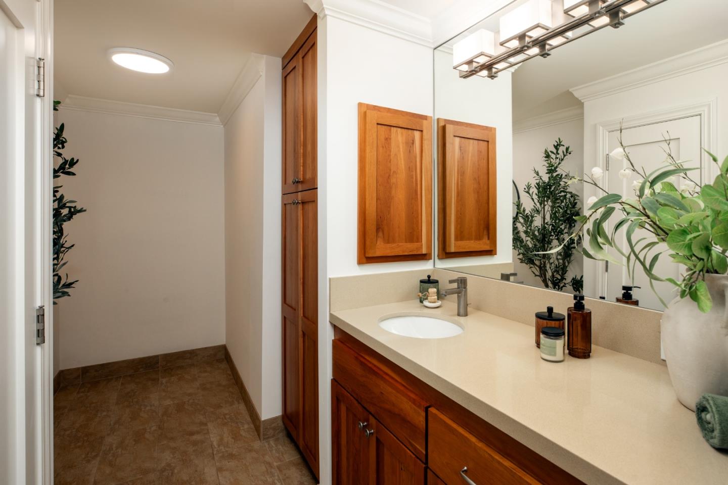 Detail Gallery Image 14 of 23 For 4005 Villa Vera, Palo Alto,  CA 94306 - 3 Beds | 2 Baths