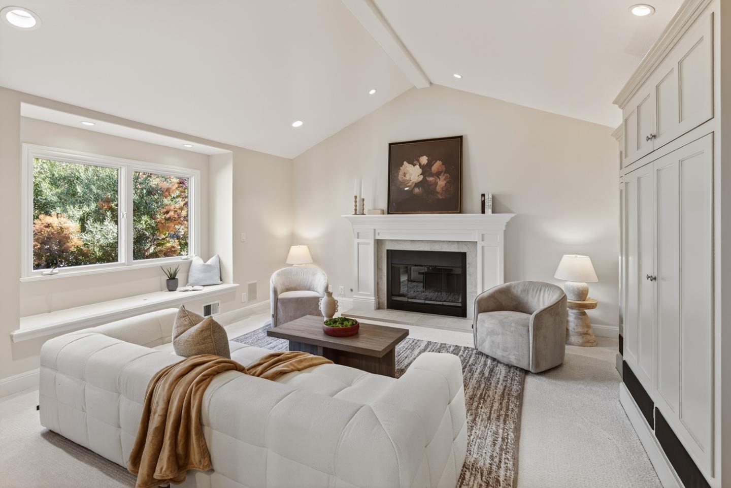 Detail Gallery Image 24 of 45 For 665 Belden Ct, Los Altos,  CA 94022 - 4 Beds | 2/1 Baths