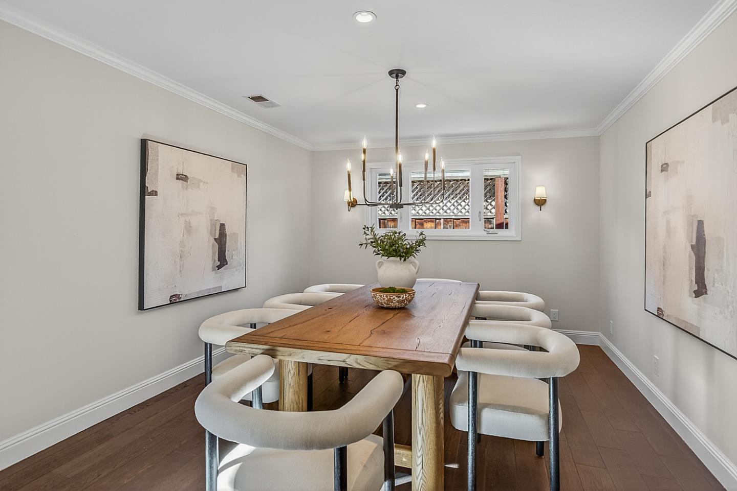 Detail Gallery Image 7 of 45 For 665 Belden Ct, Los Altos,  CA 94022 - 4 Beds | 2/1 Baths