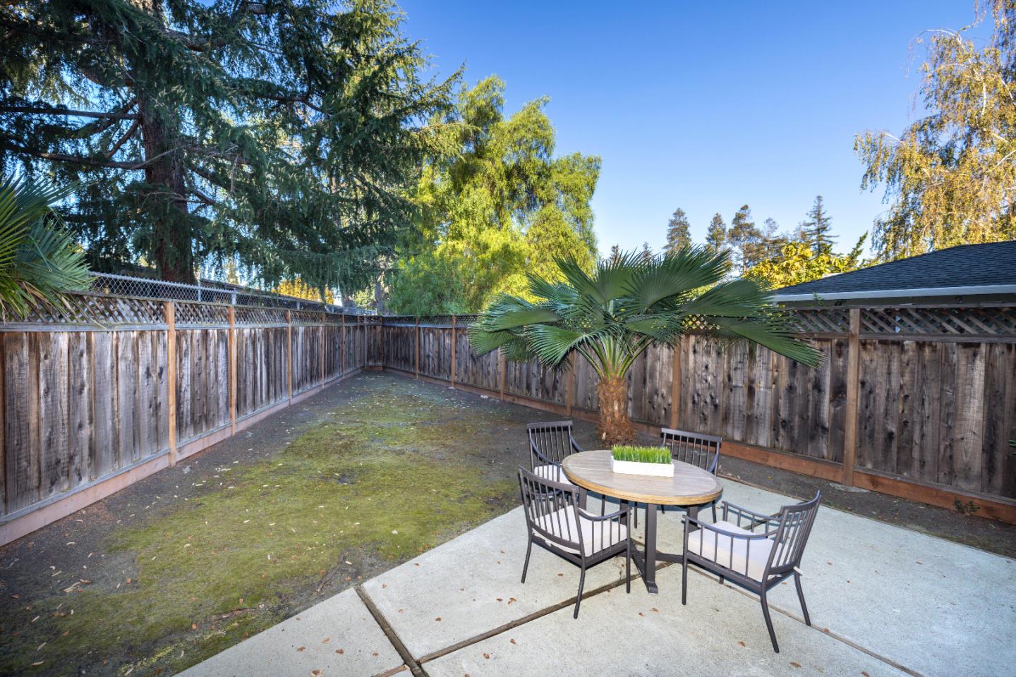 Detail Gallery Image 19 of 20 For 4148-4150 Byron St, Palo Alto,  CA 94306 - – Beds | – Baths