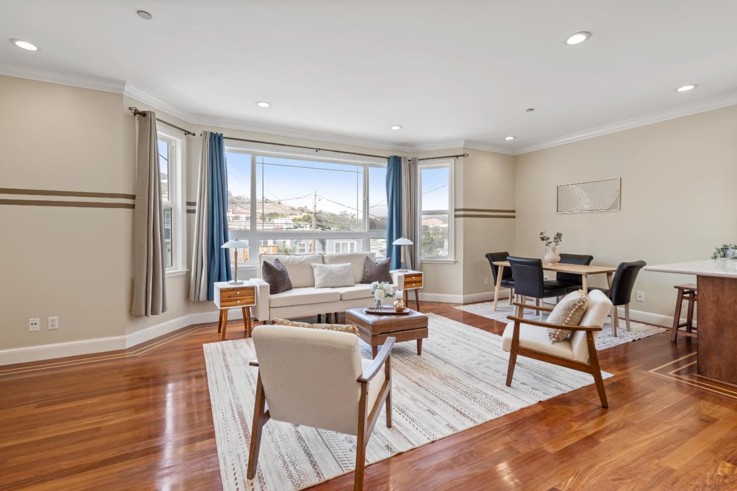 Detail Gallery Image 10 of 30 For 1047 Schwerin St, Daly City,  CA 94014 - 5 Beds | 3 Baths