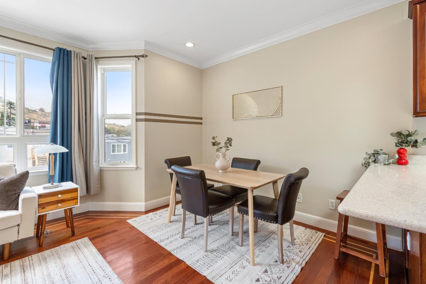 Detail Gallery Image 11 of 30 For 1047 Schwerin St, Daly City,  CA 94014 - 5 Beds | 3 Baths