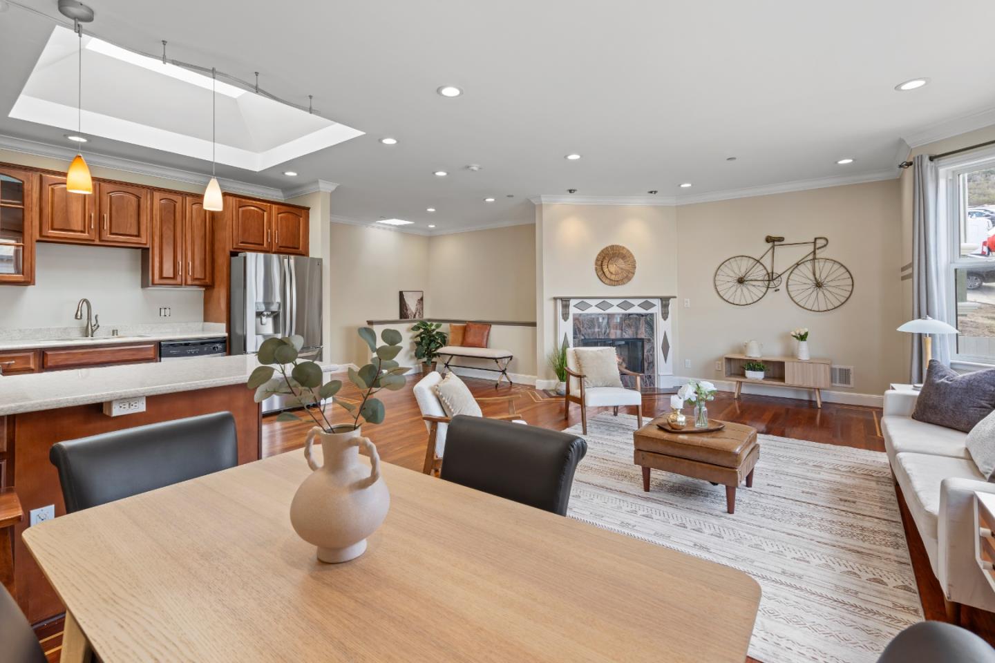 Detail Gallery Image 15 of 30 For 1047 Schwerin St, Daly City,  CA 94014 - 5 Beds | 3 Baths