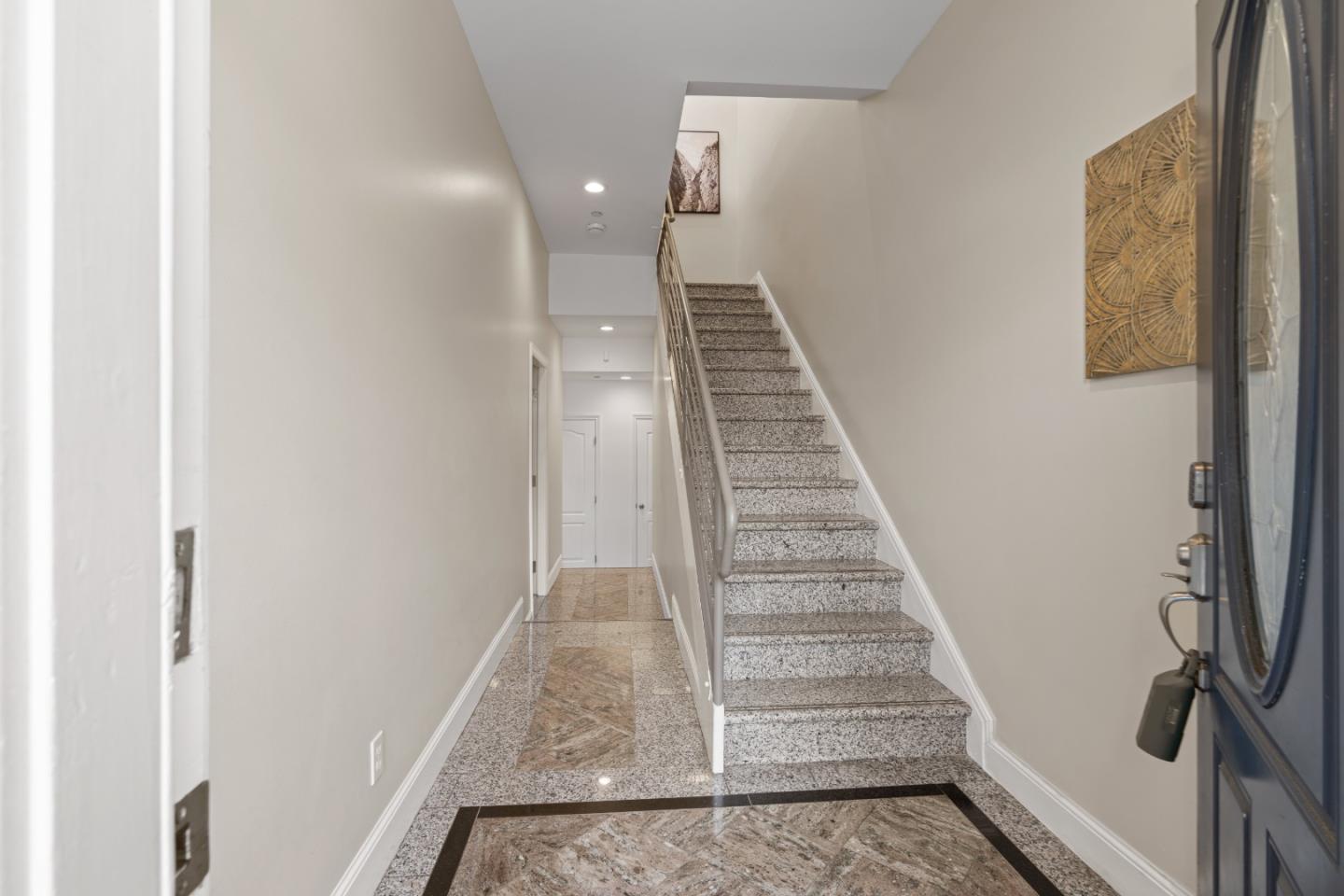 Detail Gallery Image 9 of 30 For 1047 Schwerin St, Daly City,  CA 94014 - 5 Beds | 3 Baths