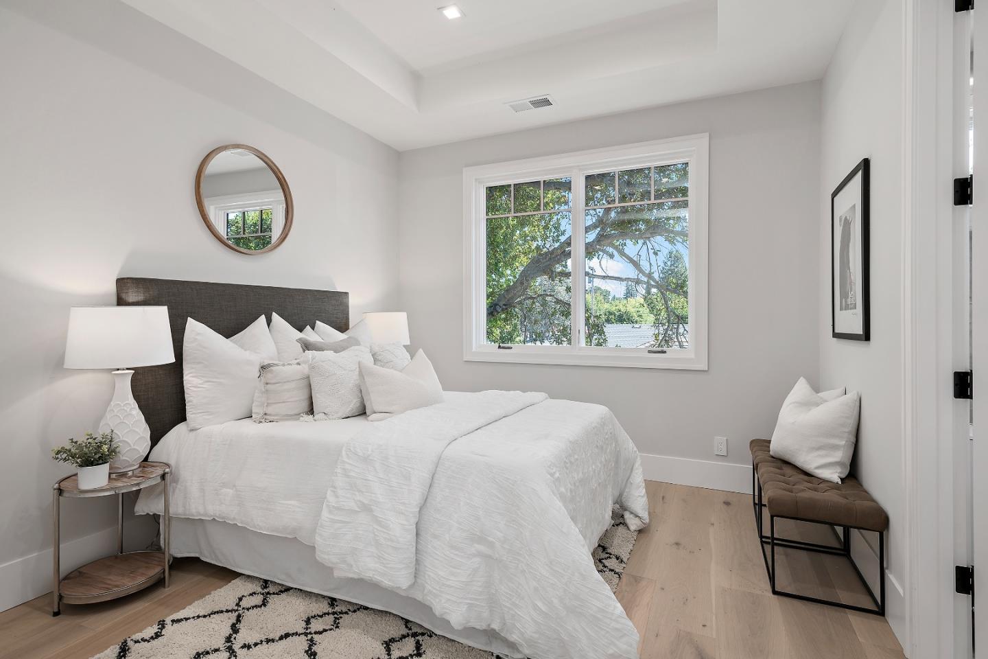 Detail Gallery Image 25 of 33 For 263 Belmont Ave, Redwood City,  CA 94061 - 5 Beds | 4/1 Baths