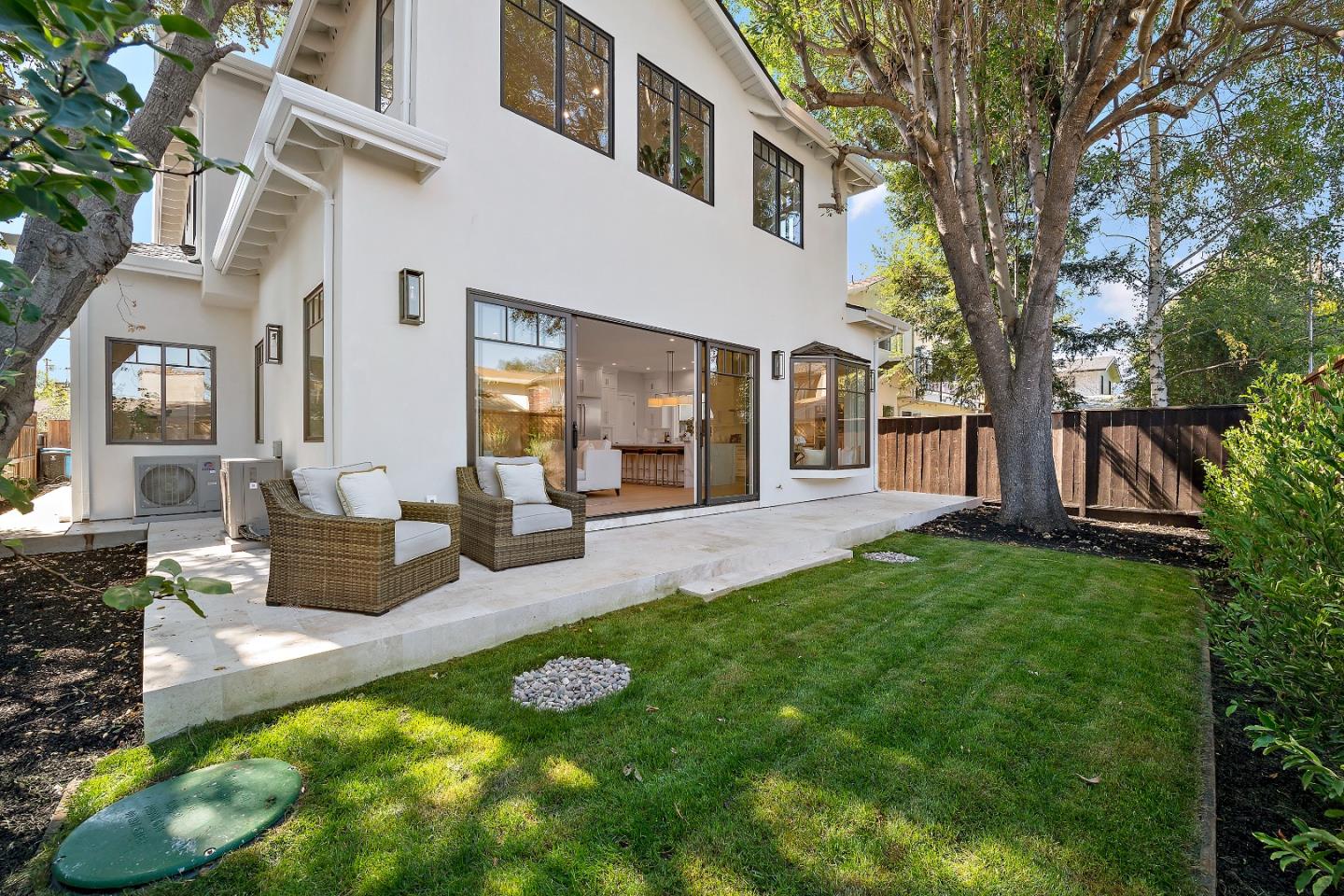 Detail Gallery Image 32 of 33 For 263 Belmont Ave, Redwood City,  CA 94061 - 5 Beds | 4/1 Baths