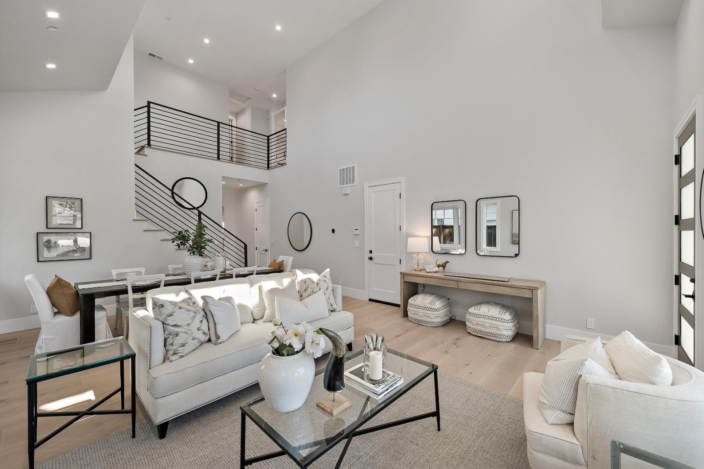 Detail Gallery Image 4 of 33 For 263 Belmont Ave, Redwood City,  CA 94061 - 5 Beds | 4/1 Baths