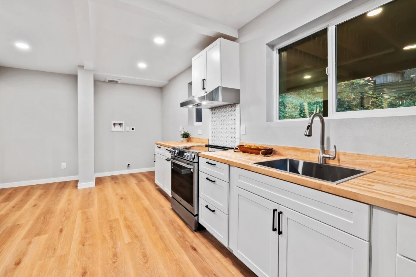 Detail Gallery Image 32 of 45 For 831 Hillcrest Dr, Felton,  CA 95018 - 4 Beds | 3 Baths